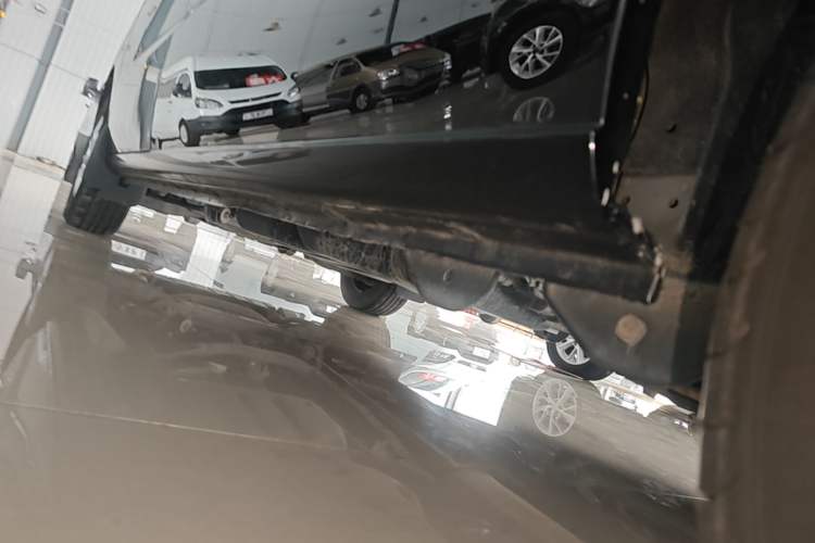 Used JAC Refine M3 2022 PLUS 1.5T 7-Seater Standard Model Left Side Sill