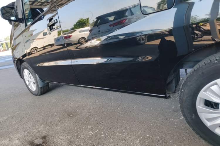 Used JAC Refine M3 2022 1.5T 7-Seater Standard Edition Left Side Sill