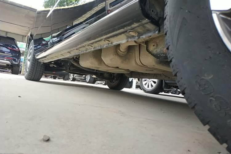 Used JAC Refine M3 2022 1.8L 7-seat Standard Edition Left Side Sill