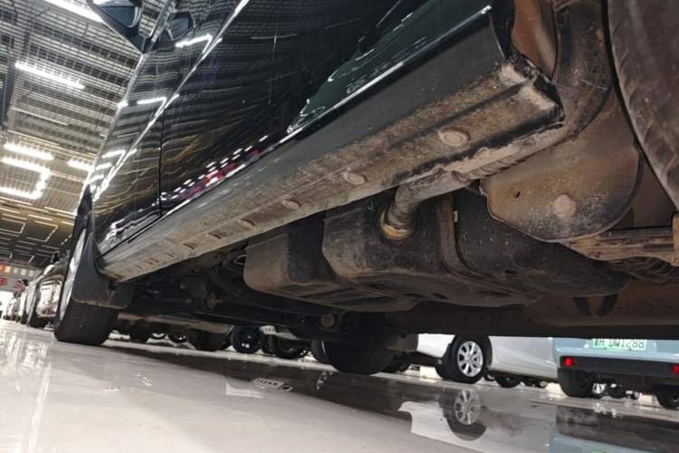 Used JAC Refine M3 2022 1.8L 7-seat Standard Edition Left Side Sill