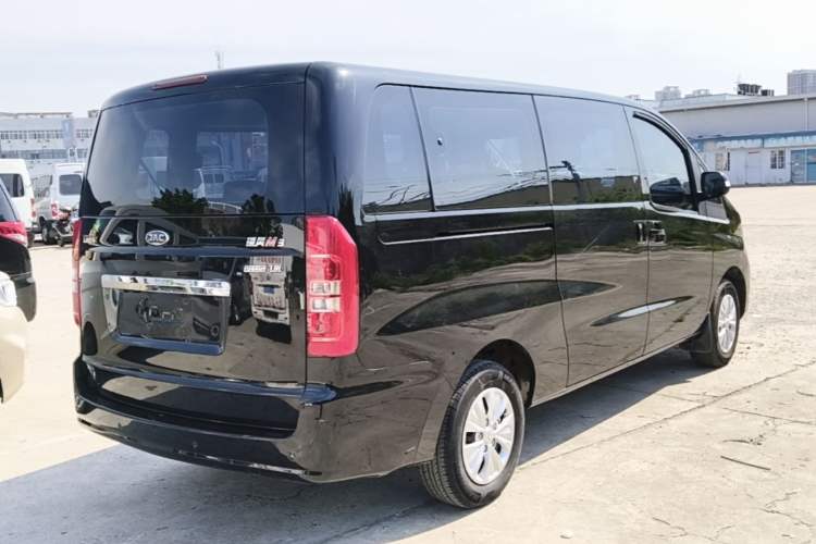 Used JAC Refine M3 2022 PLUS 1.8L 7-seater Standard Model Rear Right 45 Deg