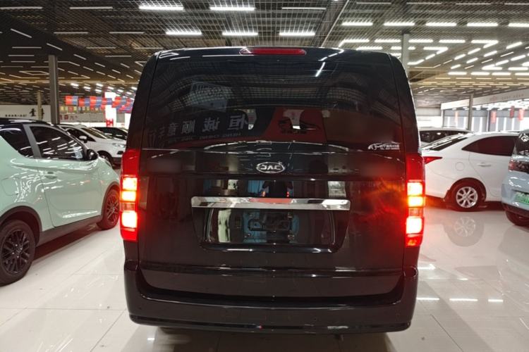 Used JAC Refine M3 2022 1.8L 7-seat Standard Edition Rear