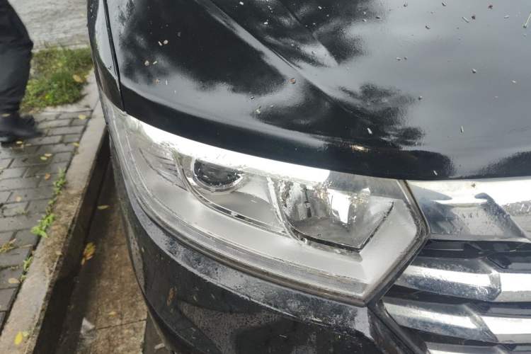 Used JAC Refine M3 2022 PLUS 1.5T 7-Seater Standard Model Right Front Headlight
