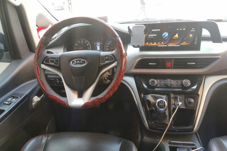 Used JAC Refine M3 2022 1.8L 7-seat Standard Edition Steering Wheel