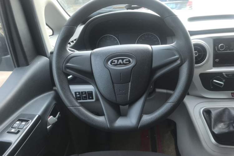 Used JAC Refine M3 2022 1.8L 7-seat Standard Edition Steering Wheel