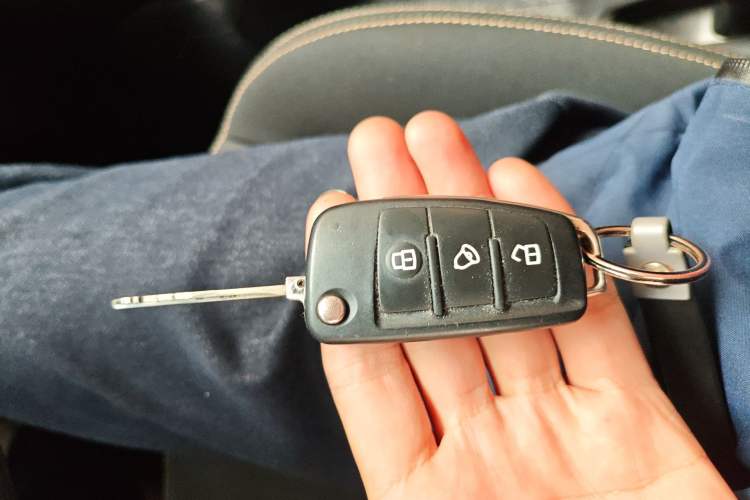 Used JAC Refine M3 2022 PLUS 1.5T 7-Seater Standard Model Vehicle Key