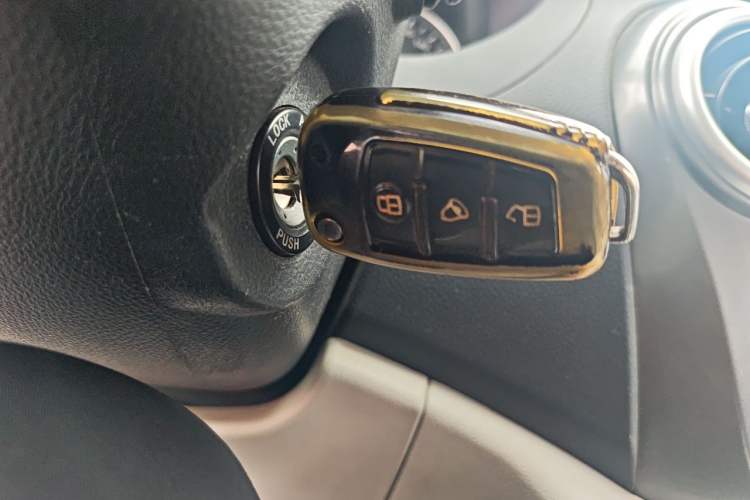 Used JAC Refine M3 2022 PLUS Creator Edition 1.5T Luxury Model Vehicle Key