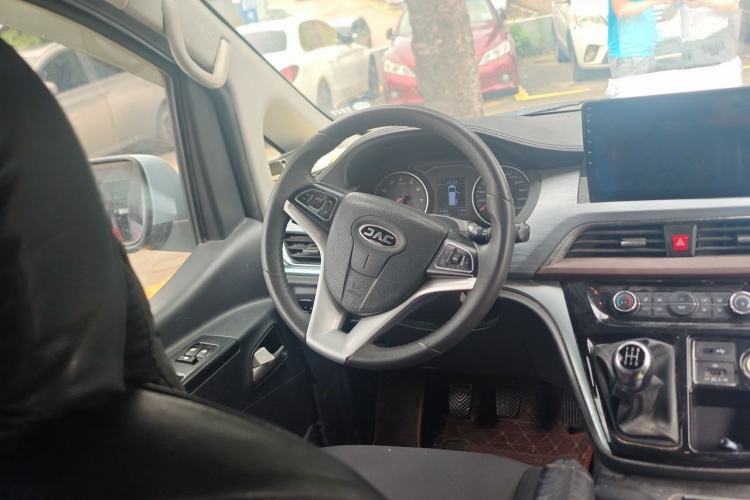 Used JAC Refine M3 2022 1.8L 7-seat Standard Edition Steering Wheel