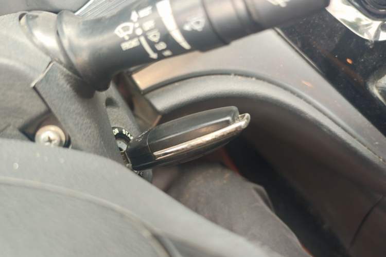 Used JAC Refine M3 2022 1.8L 7-seat Standard Edition Vehicle Key