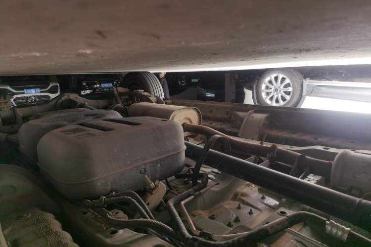 Used JAC Refine M3 2022 1.8L 7-seat Standard Edition Chassis Front Left