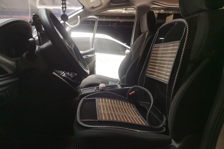 Used JAC Refine M3 2022 1.8L 7-seat Standard Edition Left Front Seat