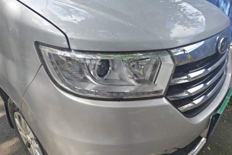 Used JAC Refine M3  Right Front Headlight