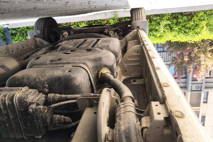 Used JAC Refine M3 2022 PLUS 1.8L 7-seater Standard Model Chassis Rear Left