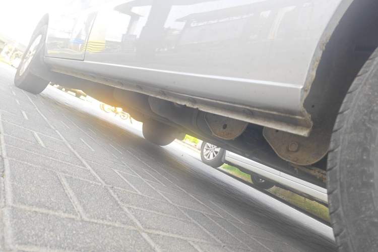 Used JAC Refine M3  Chassis Rear Left