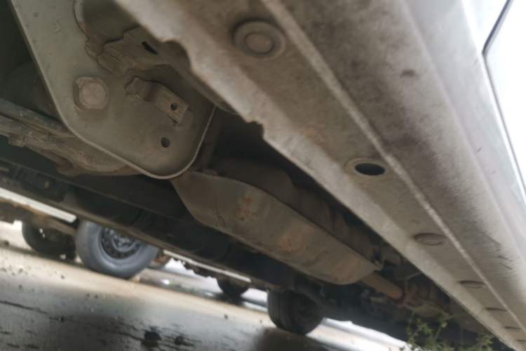 Used JAC Refine M3  Chassis Rear Right