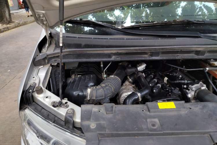 Used JAC Refine M3 2022 PLUS 1.5T 7-Seater Standard Model Engine Bay Right