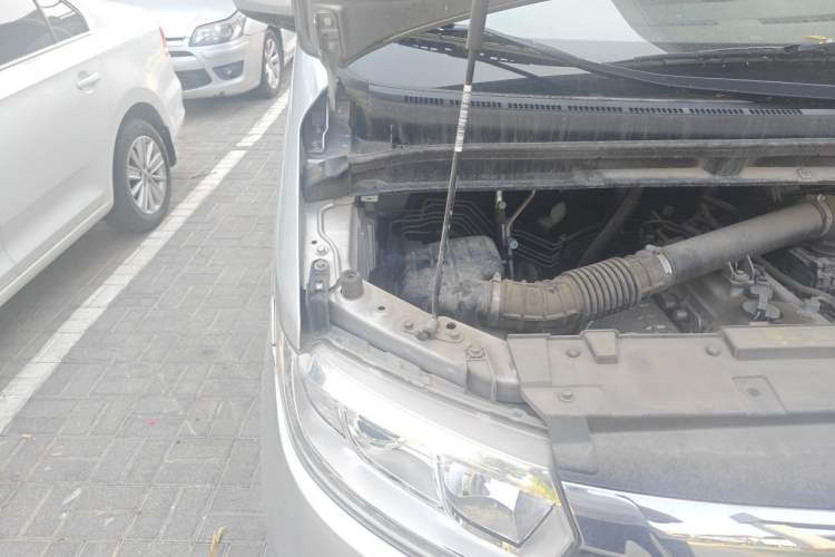 Used JAC Refine M3  Engine Bay Right