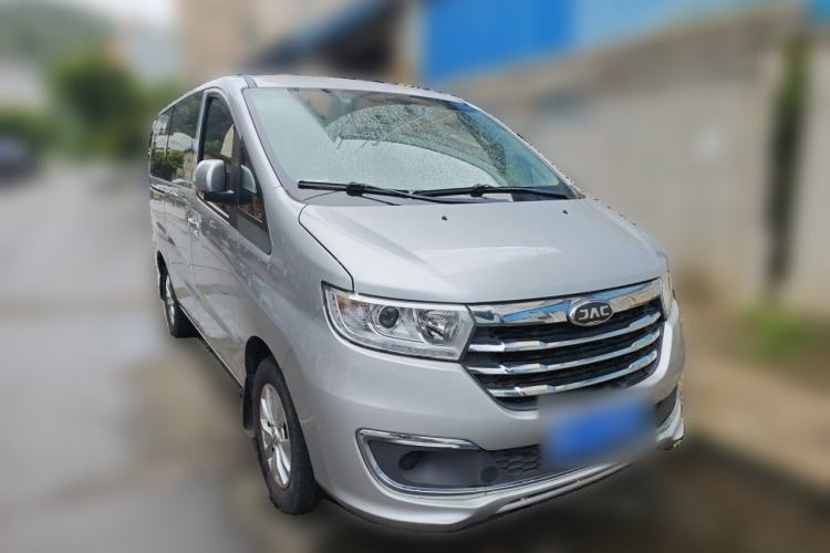 Used JAC Refine M3 2022 1.5T 7-Seater Standard Edition Front Right 45 Deg