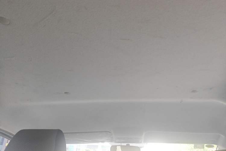 Used JAC Refine M3  Headliner