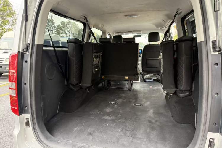 Used JAC Refine M3 2022 PLUS IKEA Edition 1.8L Comfort Version Interior 6
