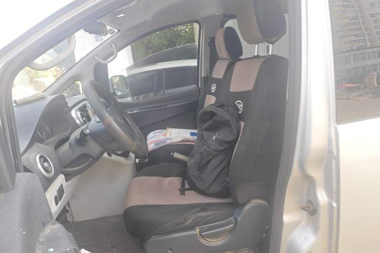 Used JAC Refine M3  Left Front Seat