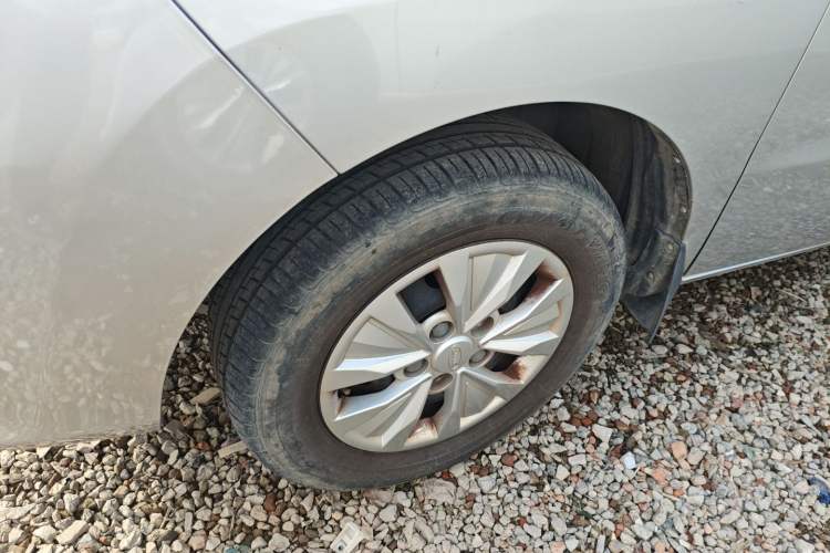 Used JAC Refine M3 2022 PLUS IKEA Edition 1.8L Comfort Version Left Front Wheel Hub