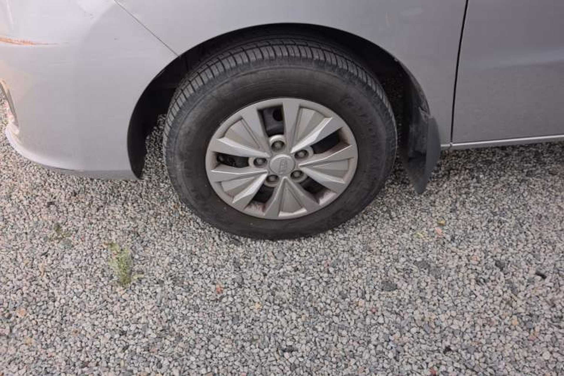 Used JAC Refine M3 2022 1.5T 7-Seater Standard Edition Left Front Wheel Hub