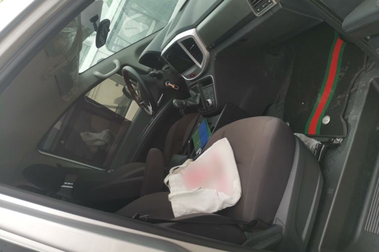 Used JAC Refine M3  Left Rear Seat