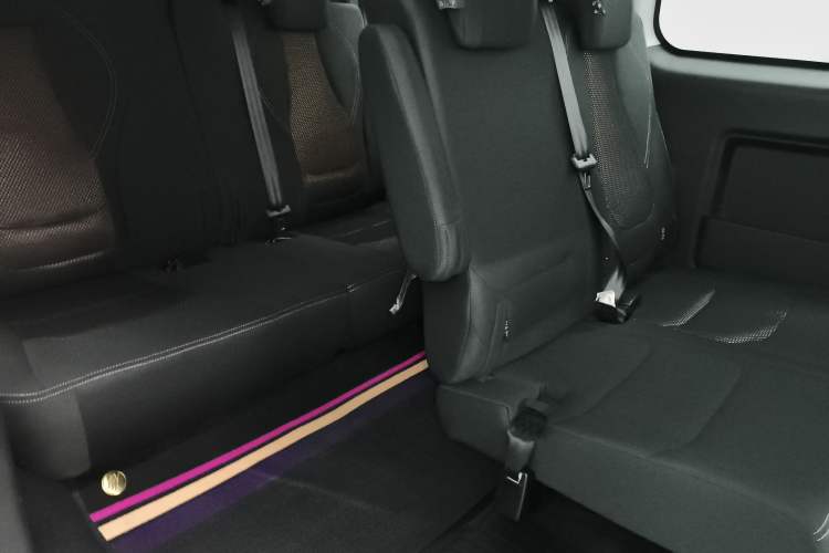 Used JAC Refine M3 2022 PLUS 1.5T 7-Seater Standard Model Left Rear Seat