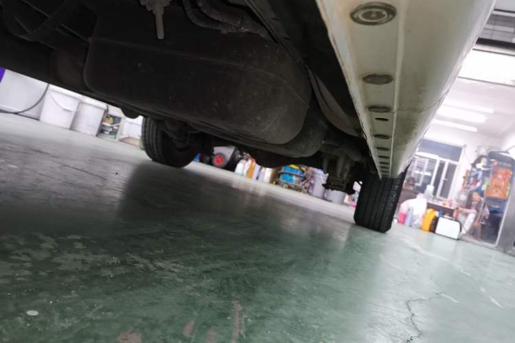 Used JAC Refine M3 2022 PLUS 1.5T 7-Seater Standard Model Left Side Sill