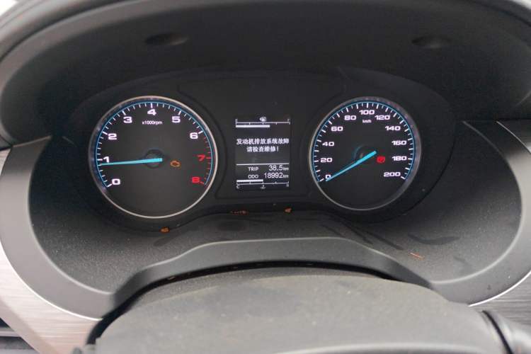 Used JAC Refine M3 2022 1.5T 7-Seater Standard Edition Odometer Close Up