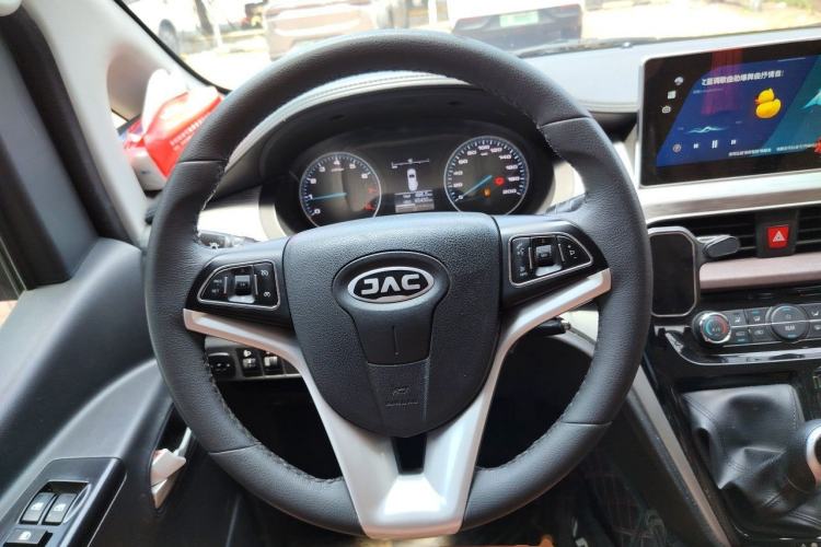 Used JAC Refine M3 2022 PLUS 1.5T 7-Seater Standard Model Steering Wheel