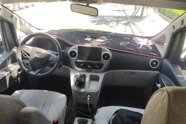 Used JAC Refine M3 2022 PLUS Standard Model 1.5T Center Console