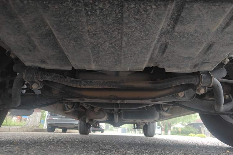 Used JAC Refine M3 2022 1.8L 7-seat Standard Edition Chassis Front