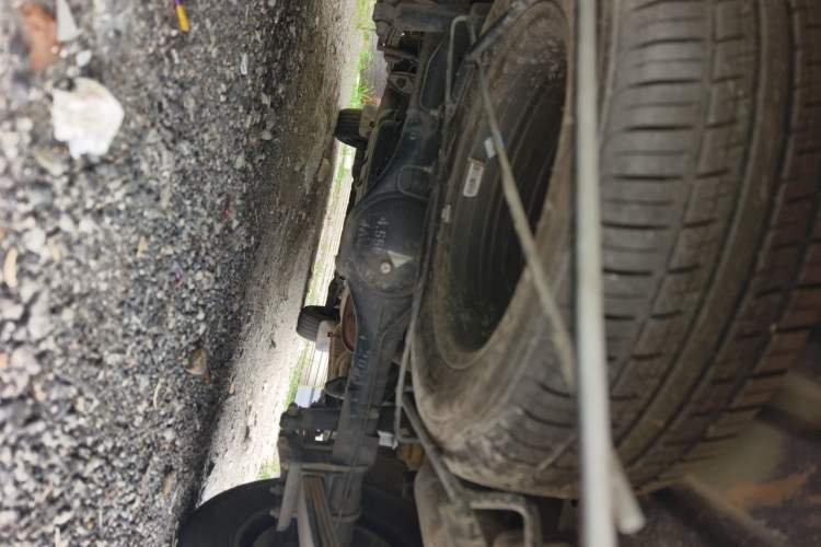 Used JAC Refine M3 2022 PLUS 1.5T 7-Seater Standard Model Chassis Rear