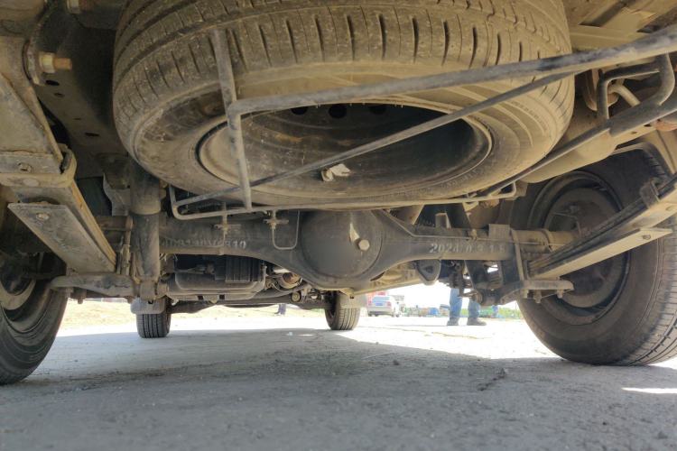 Used JAC Refine M3 2022 PLUS 1.8L 7-seater Standard Model Chassis Rear
