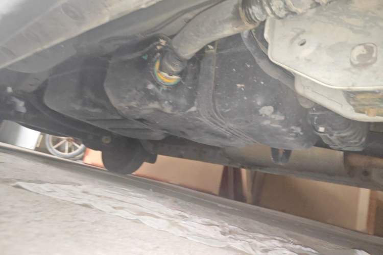 Used JAC Refine M3 2022 1.8L 7-seat Standard Edition Chassis Rear Left