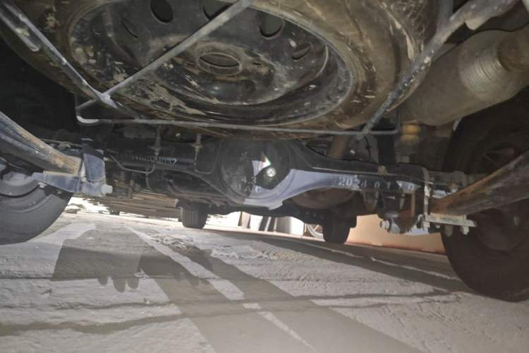 Used JAC Refine M3 2022 1.8L 7-seat Standard Edition Chassis Rear