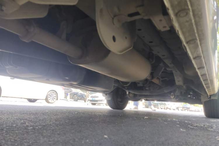 Used JAC Refine M3 2022 PLUS Standard Model 1.5T Chassis Rear Right