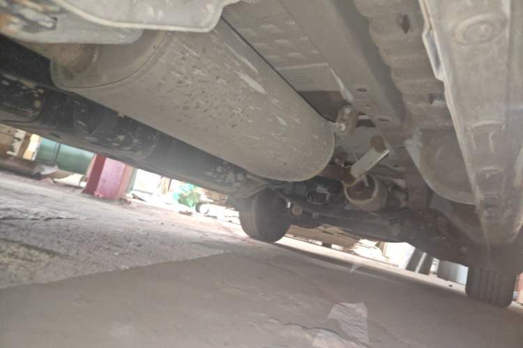 Used JAC Refine M3 2022 1.8L 7-seat Standard Edition Chassis Rear Right