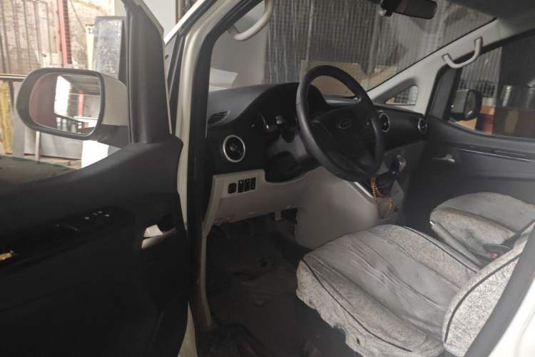 Used JAC Refine M3 2022 1.8L 7-seat Standard Edition Driver Seat