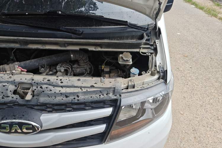 Used JAC Refine M3  Engine Bay Left