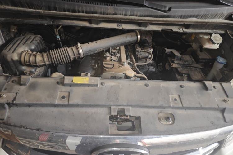Used JAC Refine M3 2022 1.8L 7-seat Standard Edition Engine Bay