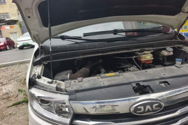 Used JAC Refine M3 2022 PLUS 1.5T 7-Seater Standard Model Engine Bay Right