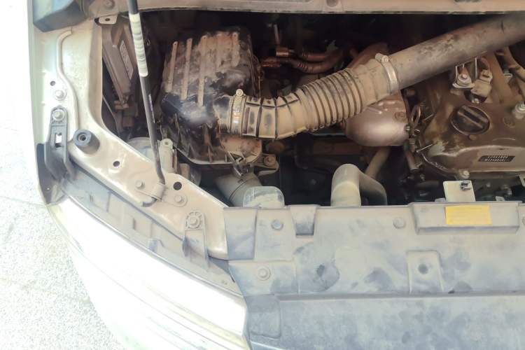 Used JAC Refine M3 2022 1.8L 7-seat Standard Edition Engine Bay Right