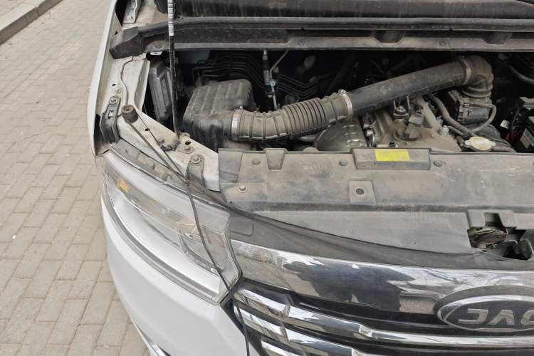 Used JAC Refine M3 2022 PLUS IKEA Edition 1.8L Comfort Version Engine Bay Right