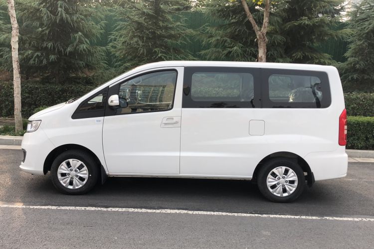 Used JAC Refine M3 2022 1.8L 7-seat Standard Edition Exterior 5