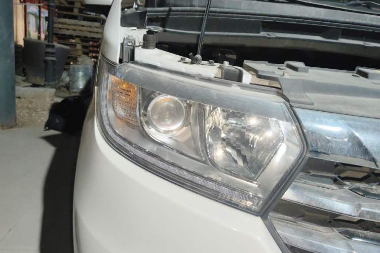 Used JAC Refine M3 2022 PLUS IKEA Edition 1.8L Comfort Version Exterior 6