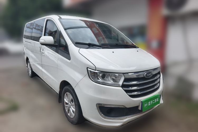 Used JAC Refine M3 2022 PLUS 1.5T 7-Seater Standard Model Front Right 45 Deg