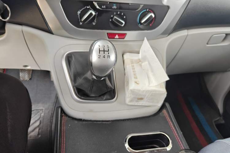 Used JAC Refine M3  Gear Lever
